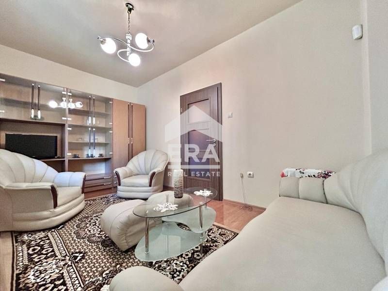 Дава се под наем Двустаен апартамент в София, Иван Вазов - 60 кв.м за 598.23 € - Снимка #1