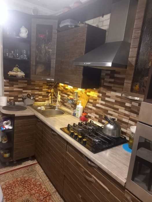 Кухонный гарнитур все в комплекте