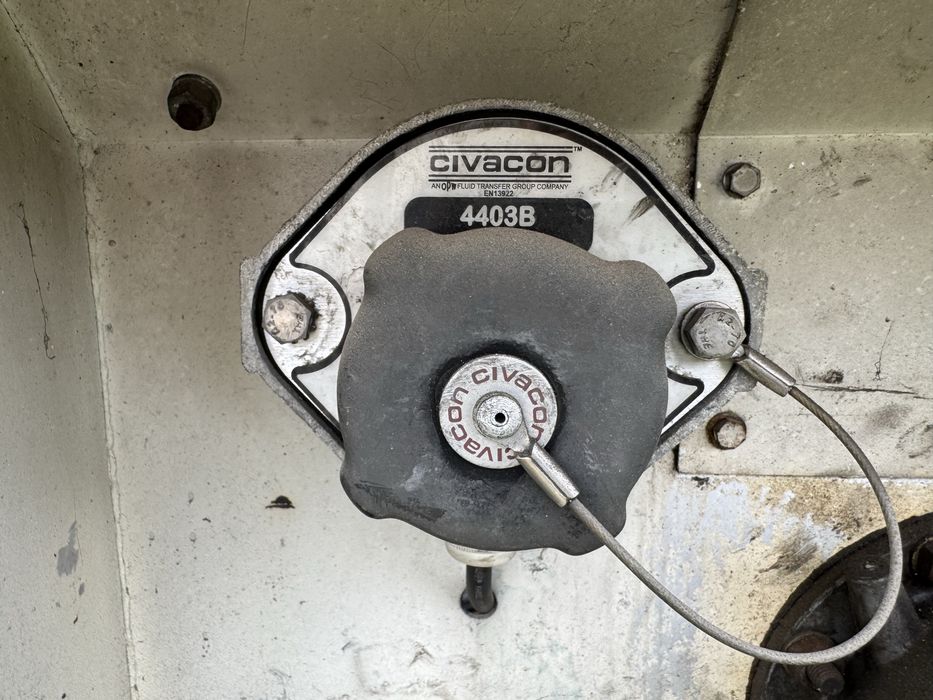 Алуминиева Цистерна 17010л