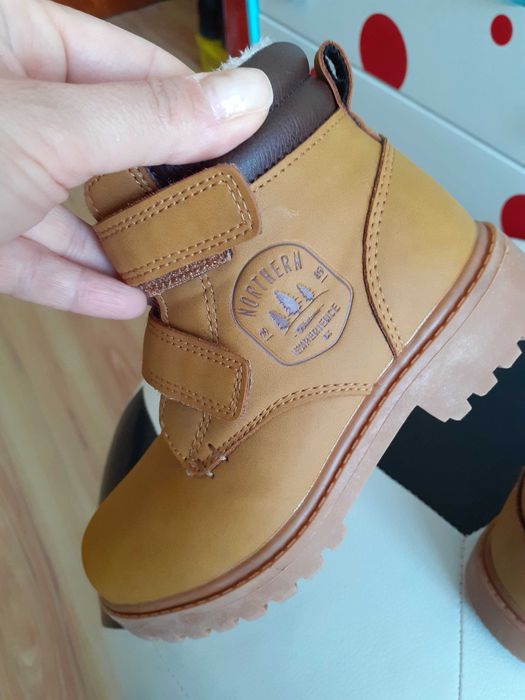 Детски боти за момче