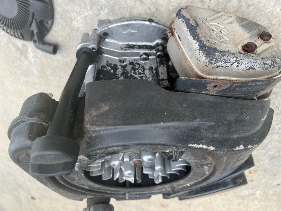 Piese cositoare cu motor briggs & stratton