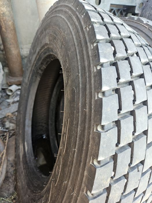 Продаётся  Резина на 17.5