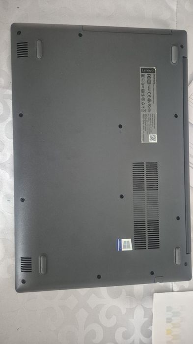 Продам ноутбук LENOVO