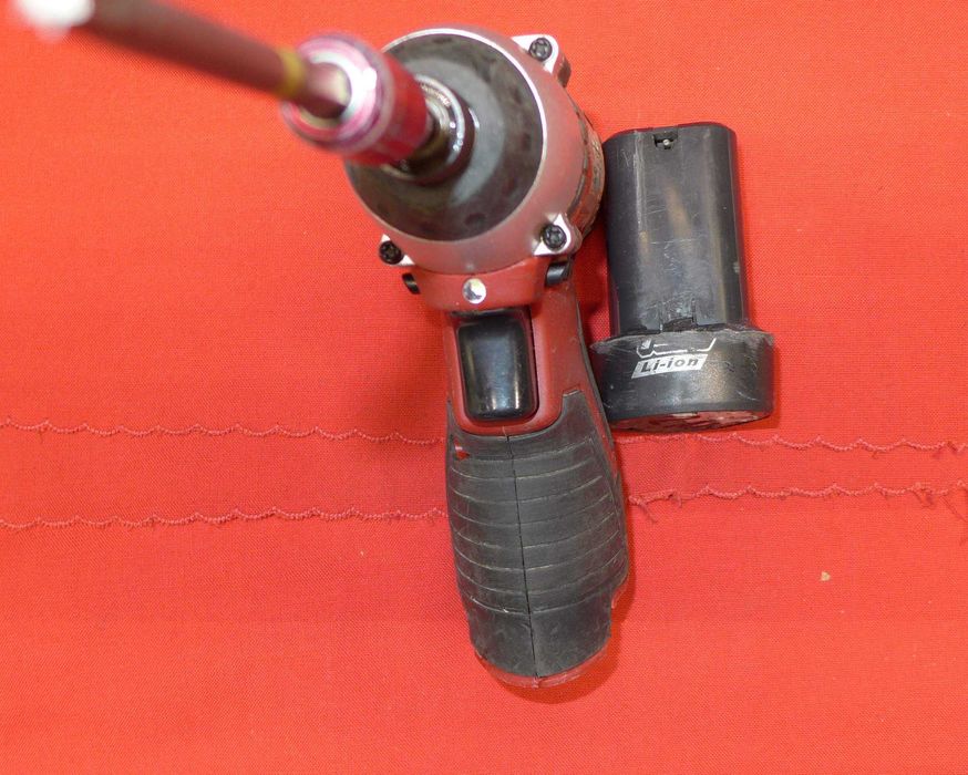 За ремонта на автомобила:100% работещи акумулаторни помощници