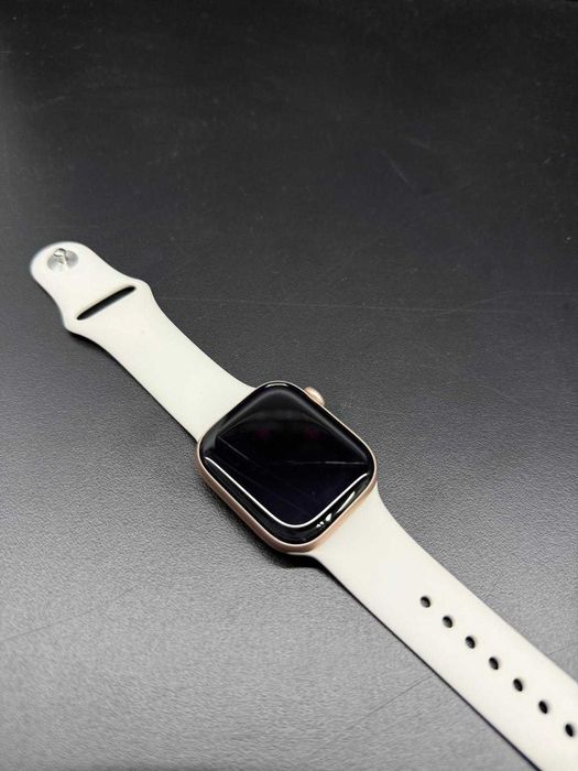 Apple Watch Seria 10 - GPS 42mm