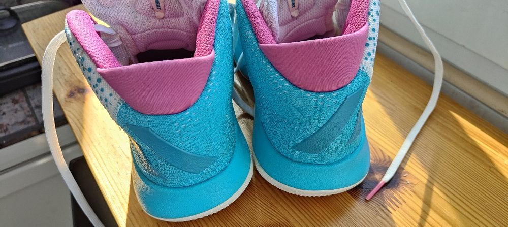 Adidas баскетболни маратонки 40номер