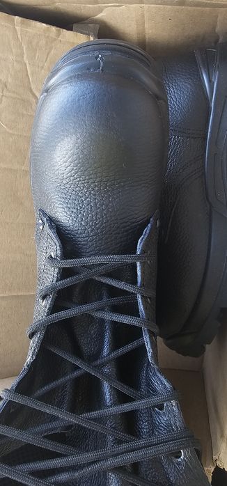 Берцы новые 40р-р