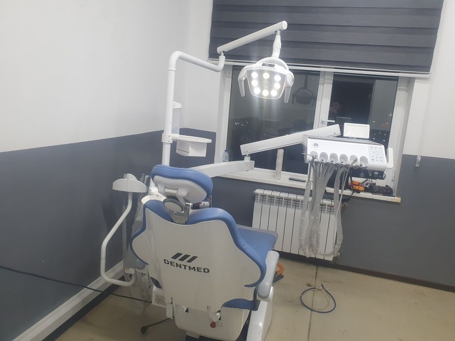 Stomatologik kreslo, kvars box, birinchi tibbiy yordam shkafi temirli