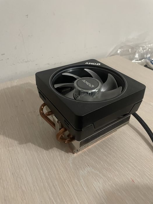 Cooler CPU AMD Wraith Prism