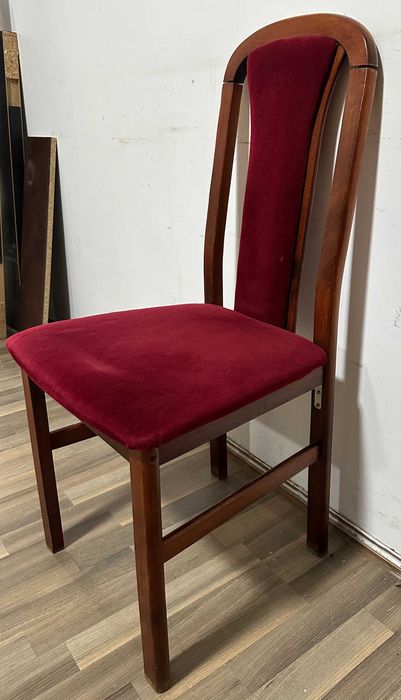10 buc Scaun solid tapitat; Scaun cu spatar curbat