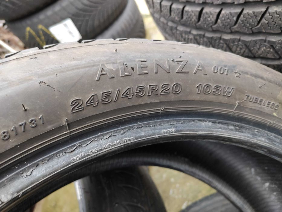 2бр Летни гуми 245 45 20 - Bridgestone - Runflat BMW - DOT 2023