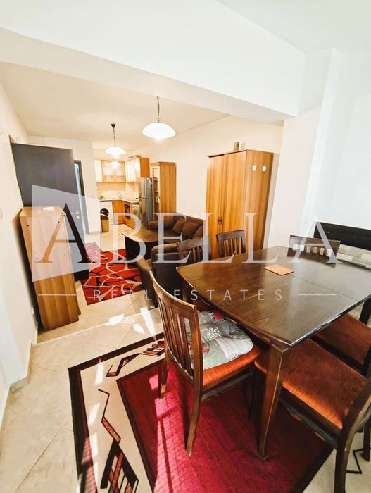 Дава се под наем Тристаен апартамент в София, Красно село - 81 кв.м за 612 € - Снимка #1