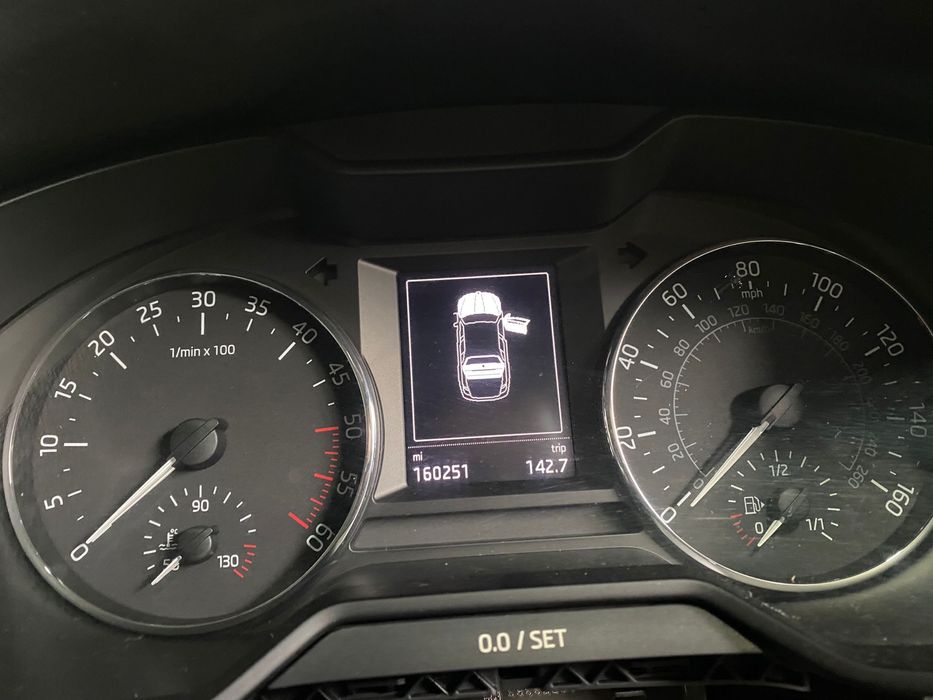 Ceasuri bord uk skoda octavia 3