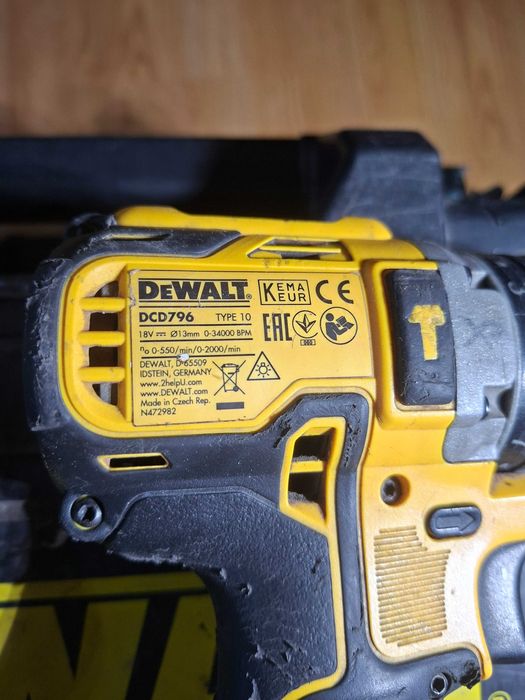 Dewalt ударно пробивен винтоверт