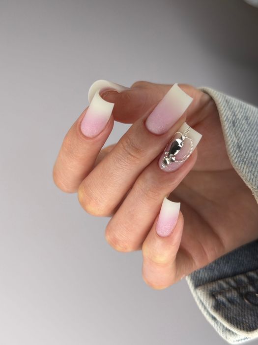 Unghii cu gel Sector 3 Modele moderne | Preturi accesibile