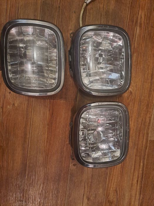 Продам противотуманки на форестер SF