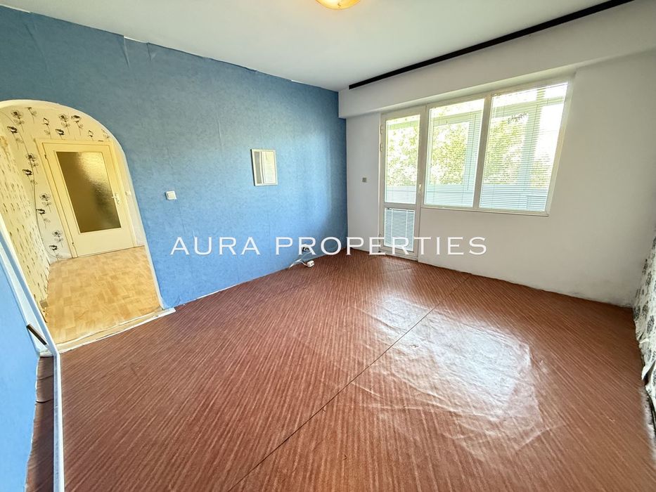 Продава се Двустаен апартамент в Разград, Орел - 60 кв.м за 893 €/кв.м - Снимка #4