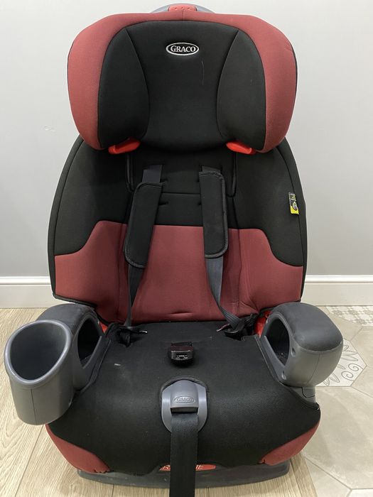 Продам автокресло Graco