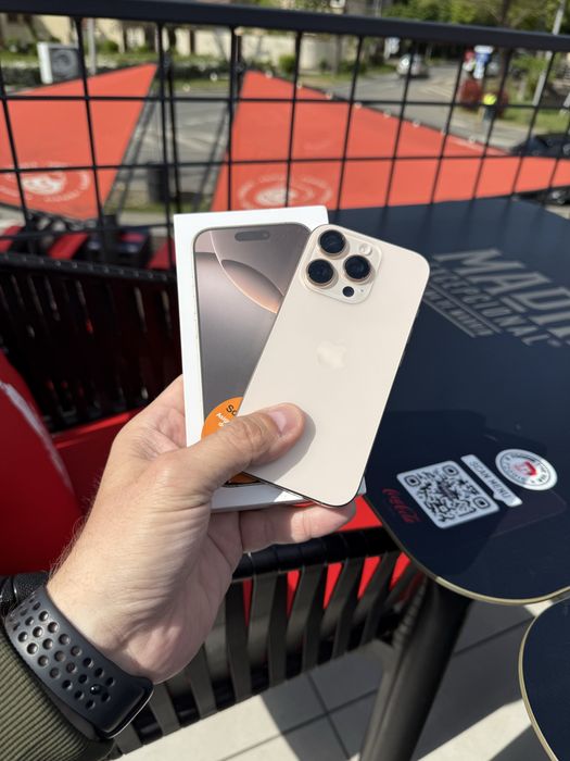 iPhone 16 PRO memorie 256Gb, baterie 91%, in garantie,la cutie, ca NOU