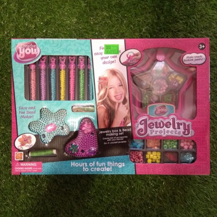 Набор для девочек для бисероплетения. Набор бисер новые!