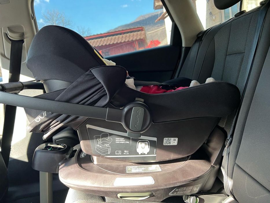 Scoica auto Nuna PIPA Lite Caviar