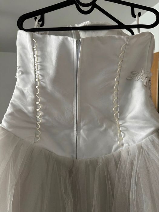 Rochie mireasa marime 46