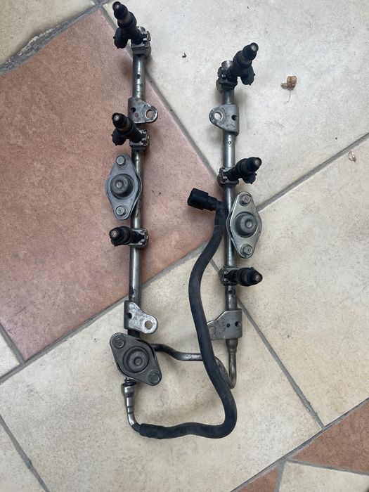 Сотилади Ниссан Тианага кузов фара , инжектор