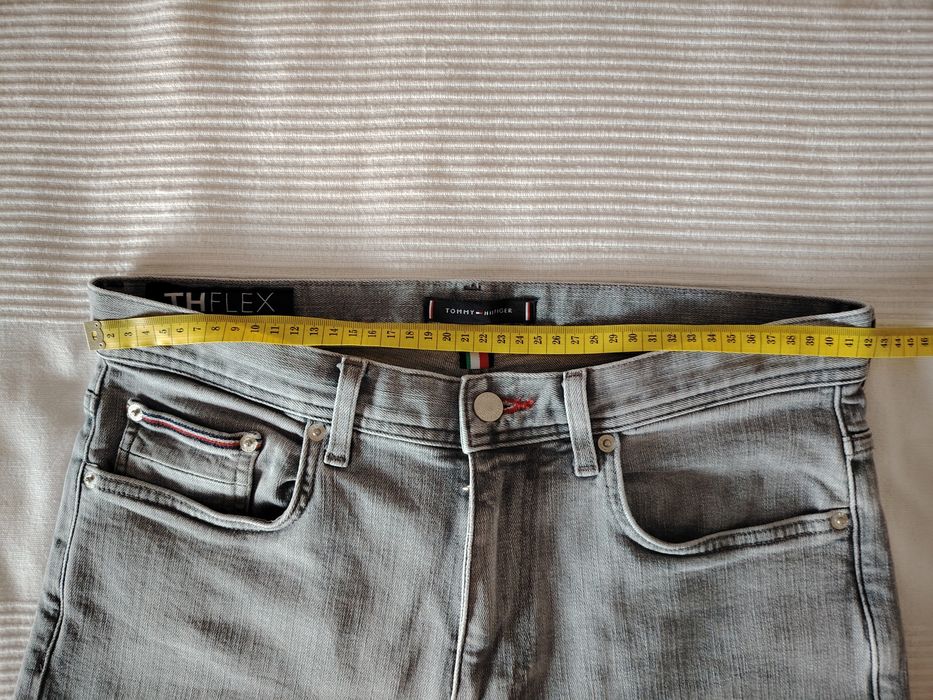 Blugi Tommy Hilfiger, 32/32