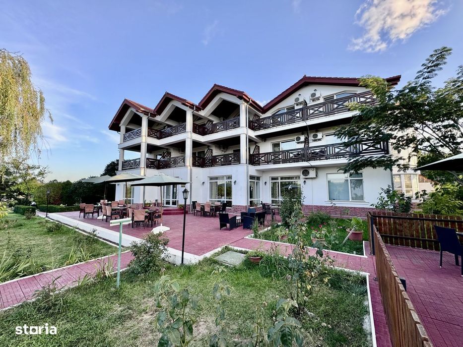 Hotel 20 camere Delta Dunarii 50 m deschidere teren 6000 mp acces auto