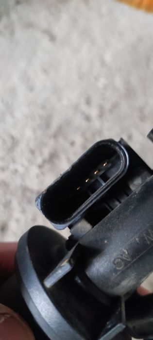 Pompa ambreiaj passat b6 3c5