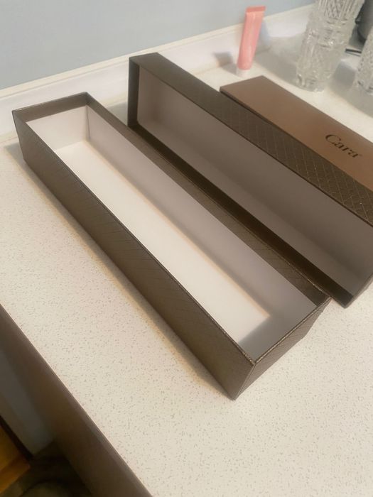 Коробка футляр для украшения Cara новый с подсветкой