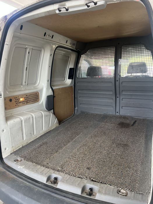VW CADDY 1.9TDi BLS На части