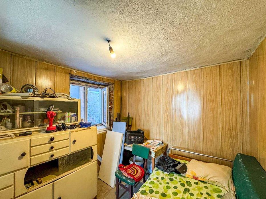 Двуетажна къща с двор в центъра на град Средец, област Бургас