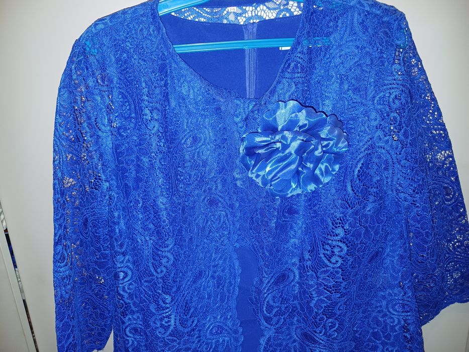 Продам платье недорого