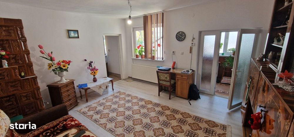 Casa 3 camere constructie la sol zona Lac.