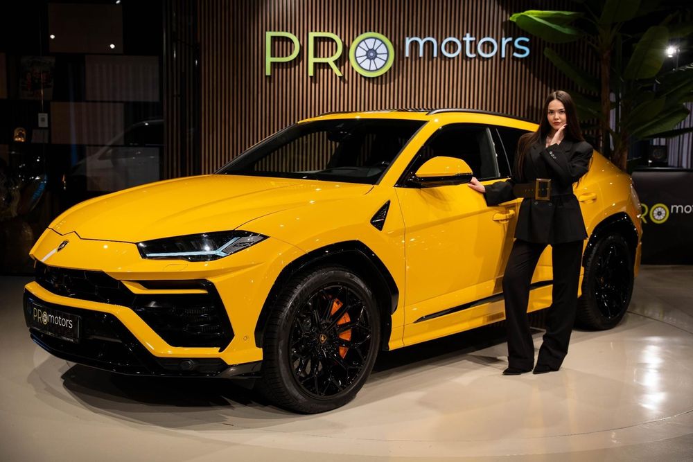 Lamborghini URUS Lamborghini Urus 2023 Cârlig|Pano|Carbon|Tablete