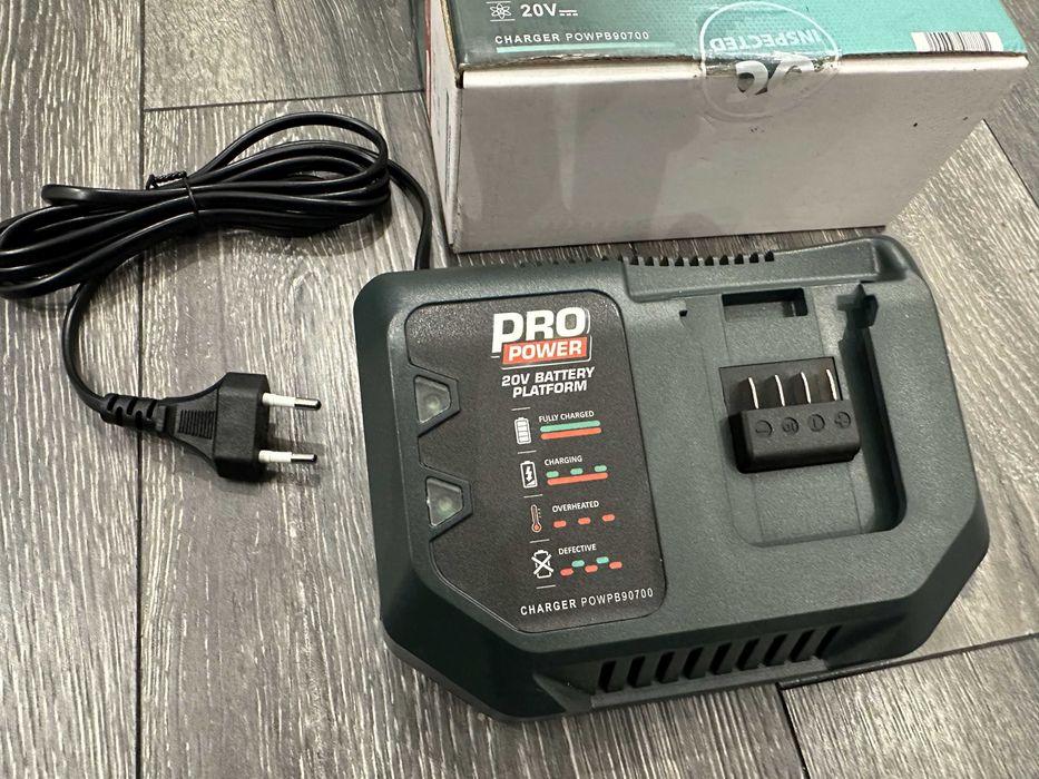 Мощно зарядно 20v 6A, за акумулаторни батерии за инструменти PowerPlus