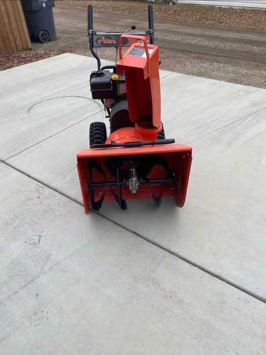 Снегорин бензинов Ariens 8 HP