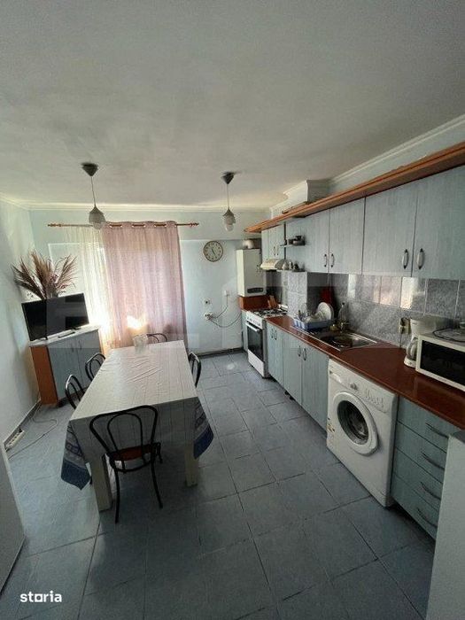 Apartament de vanzare , 70 mp , Zona Carpati 2 — fotografia 1