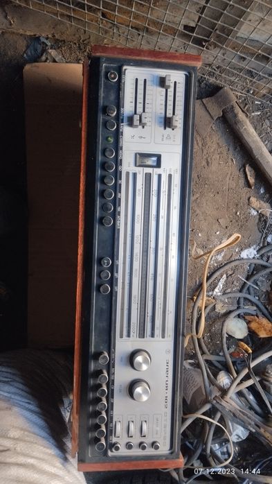 Продам элегию проигрыватель комплект