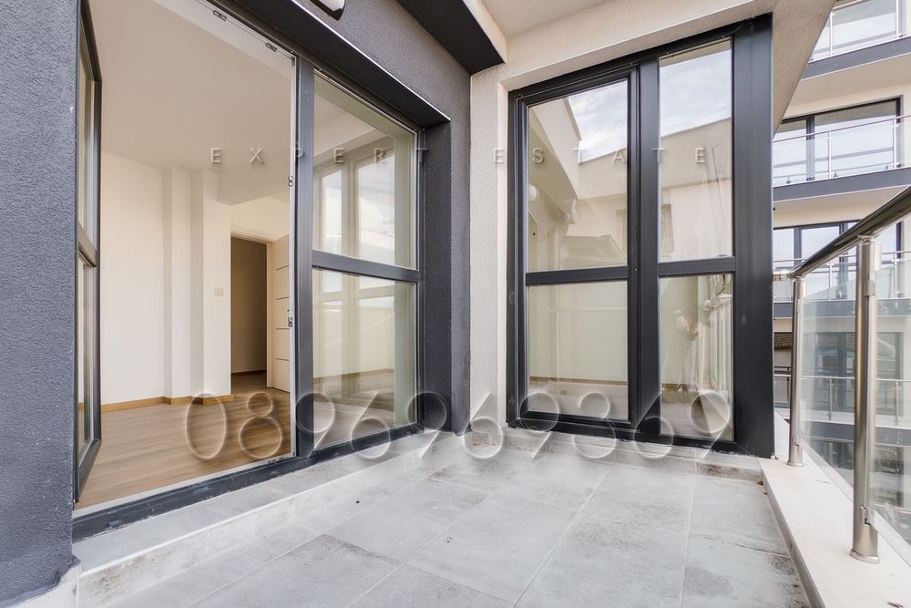 Нов, двустаен, тухла, среден