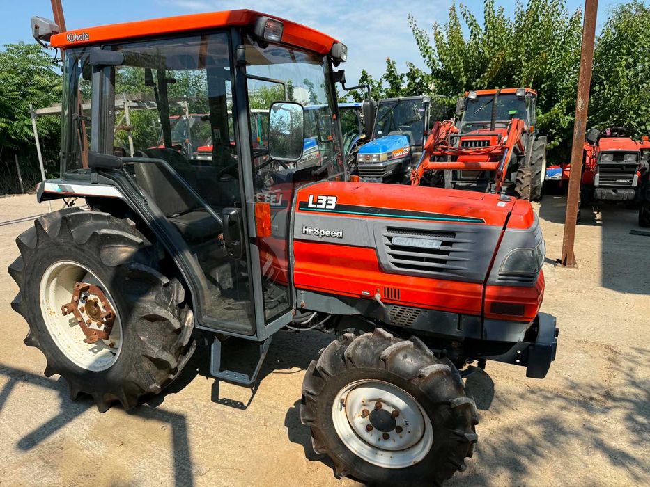 Трактор KUBOTA L33 4x4