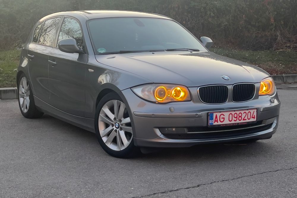 BMW Seria 1 / 123d / Bi-Turbo 204 Cp / Incalzire volan / Harman Kardon