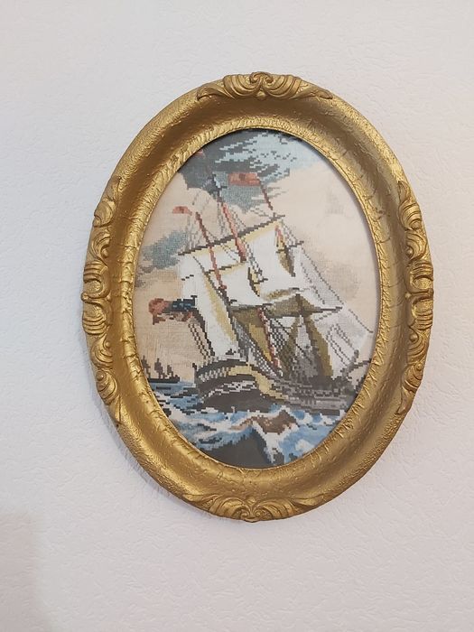 Нов, отлично съхраняван!!! Старинен гоблен в луксозна барокова рамка