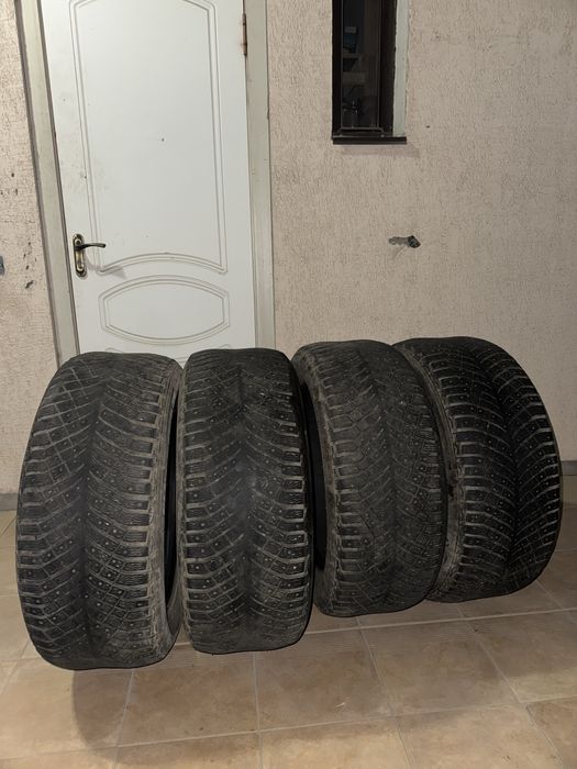 Продам шина компелкт 285/50R20