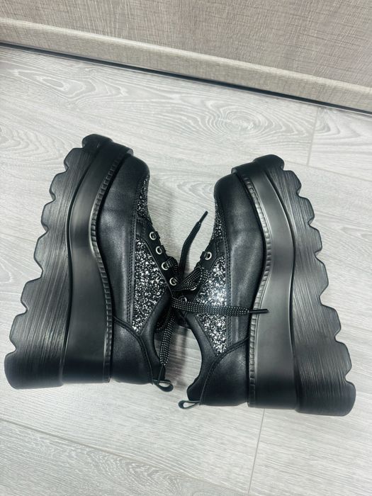 Adidasi/ Incaltaminte cu platformă 38