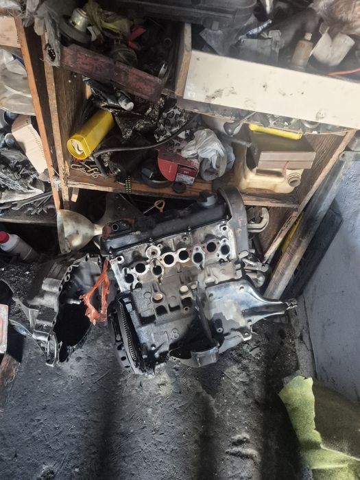 Продам запчасти на ауди 80 б3