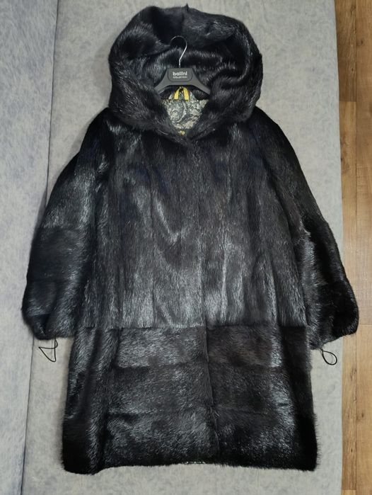 Нутриевая шуба, размер 50.