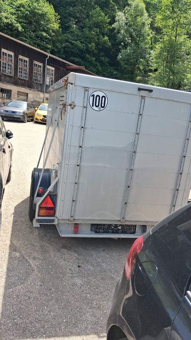 Ремарке с падаща рампа