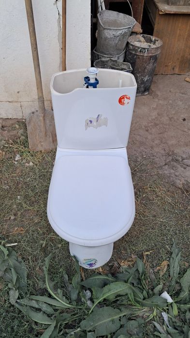 Продам унитаз б/у.